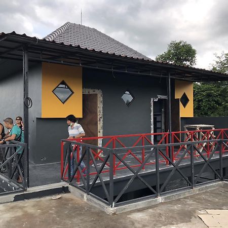 Hacco Capsule Hotel Ubud  Exterior photo