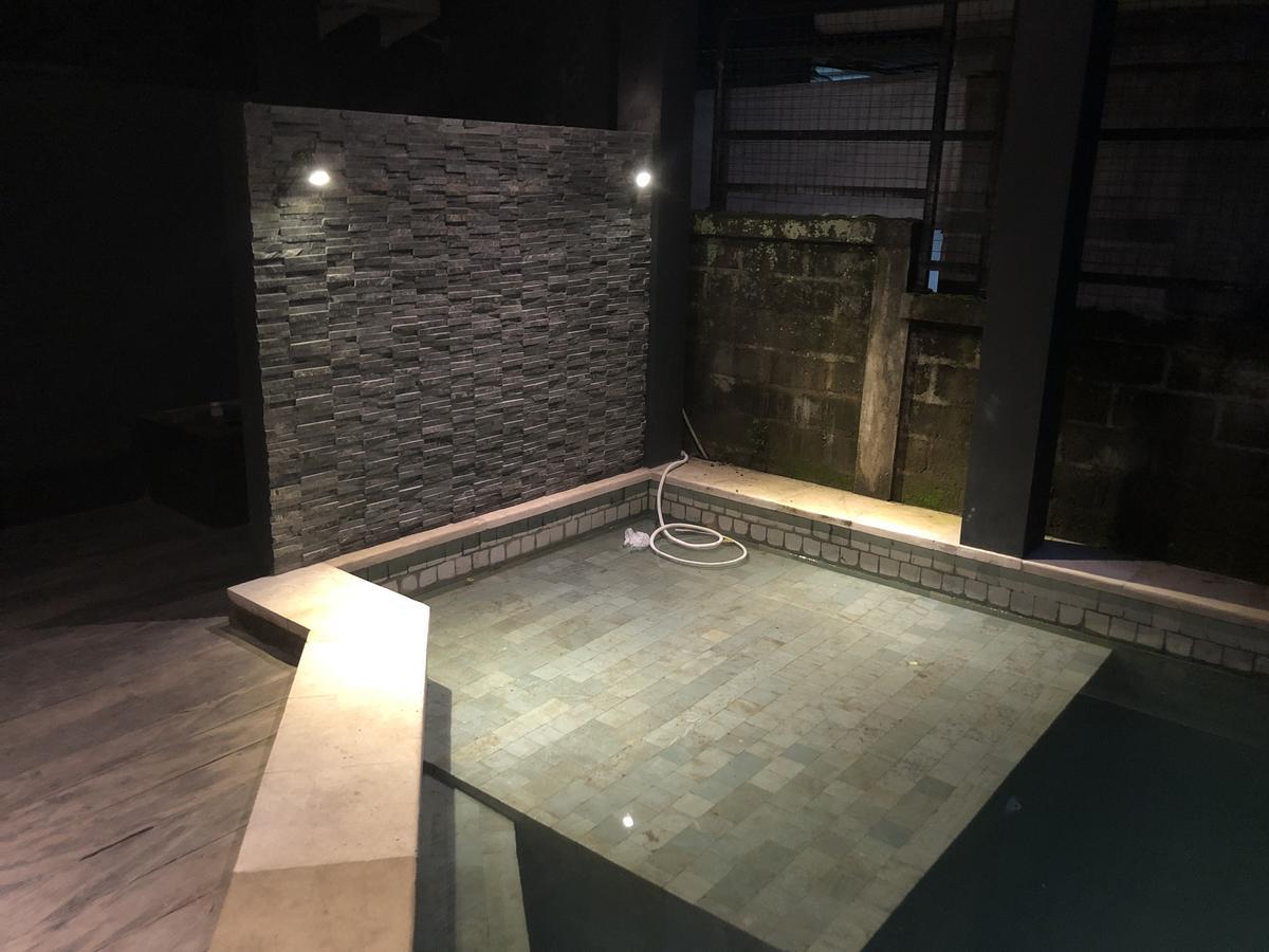 Hacco Capsule Hotel Ubud  Exterior photo