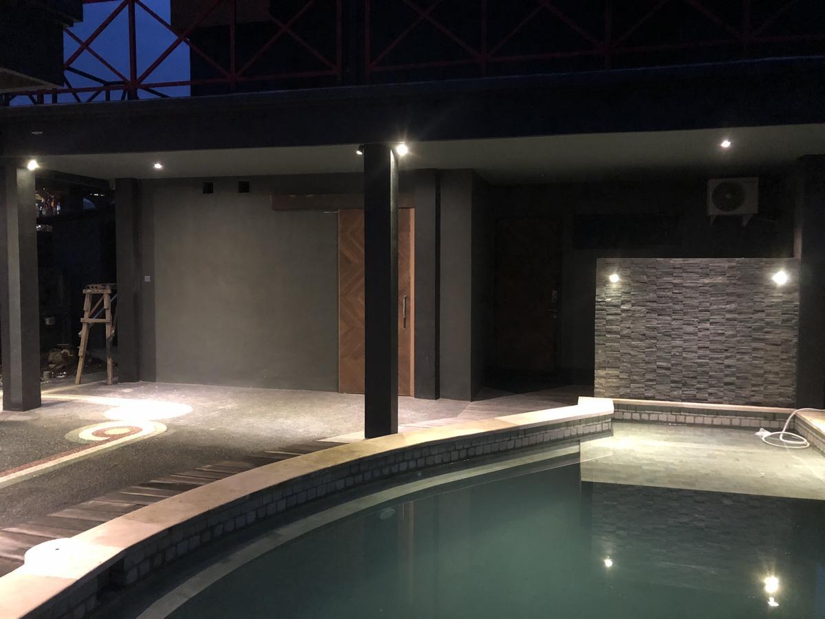 Hacco Capsule Hotel Ubud  Exterior photo